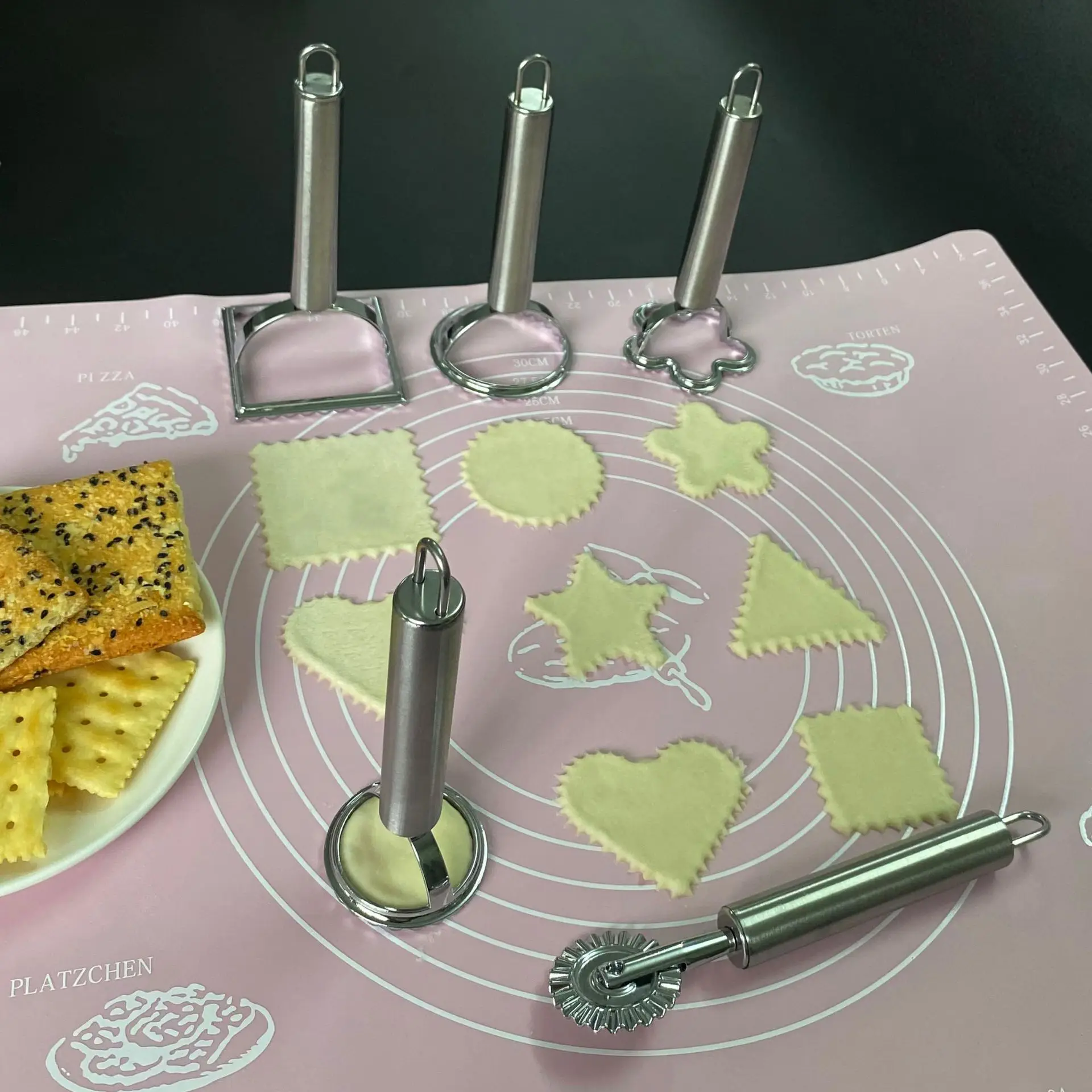 yesSquare Round Ravioli Stamp  - Baking Kitchen At Home 评论和价格